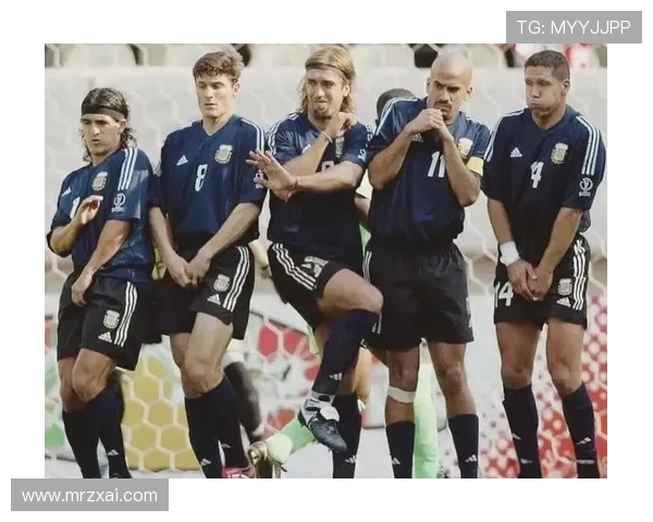 巴蒂斯图塔领衔阿根廷挑战世界杯梦碎之路的2002年赛场历程